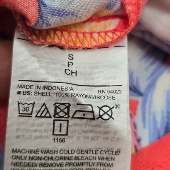 NWT Old Navy Salmon Pink Hawaiian Floral Sleeveless Tank Top - Picture 8 of 10